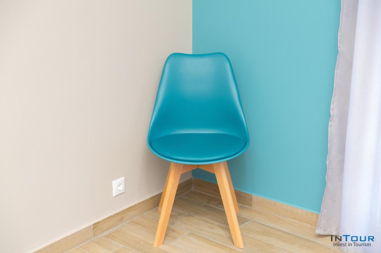 Chic And Minimal Apartment Close To Thissio Metro Athens Ngoại thất bức ảnh