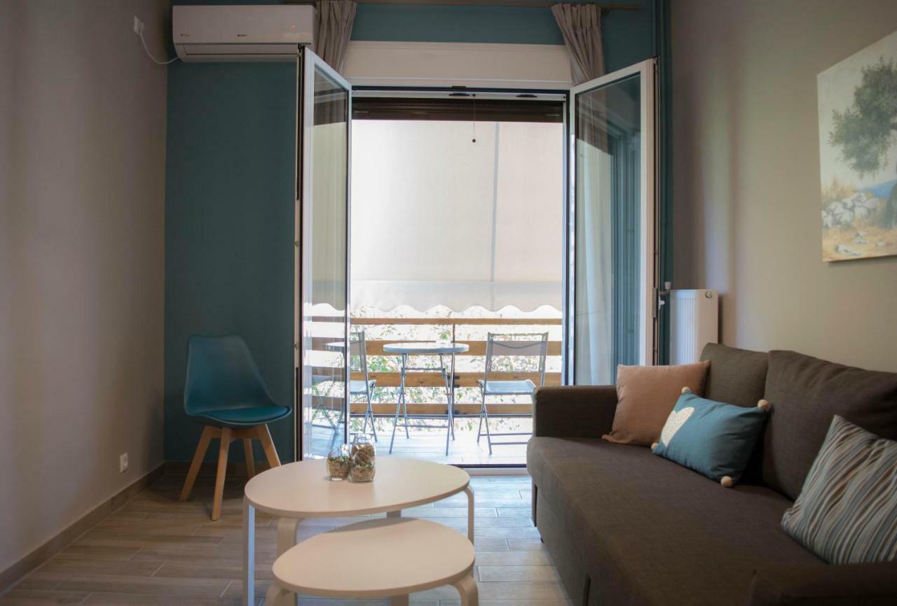 Chic And Minimal Apartment Close To Thissio Metro Athens Ngoại thất bức ảnh