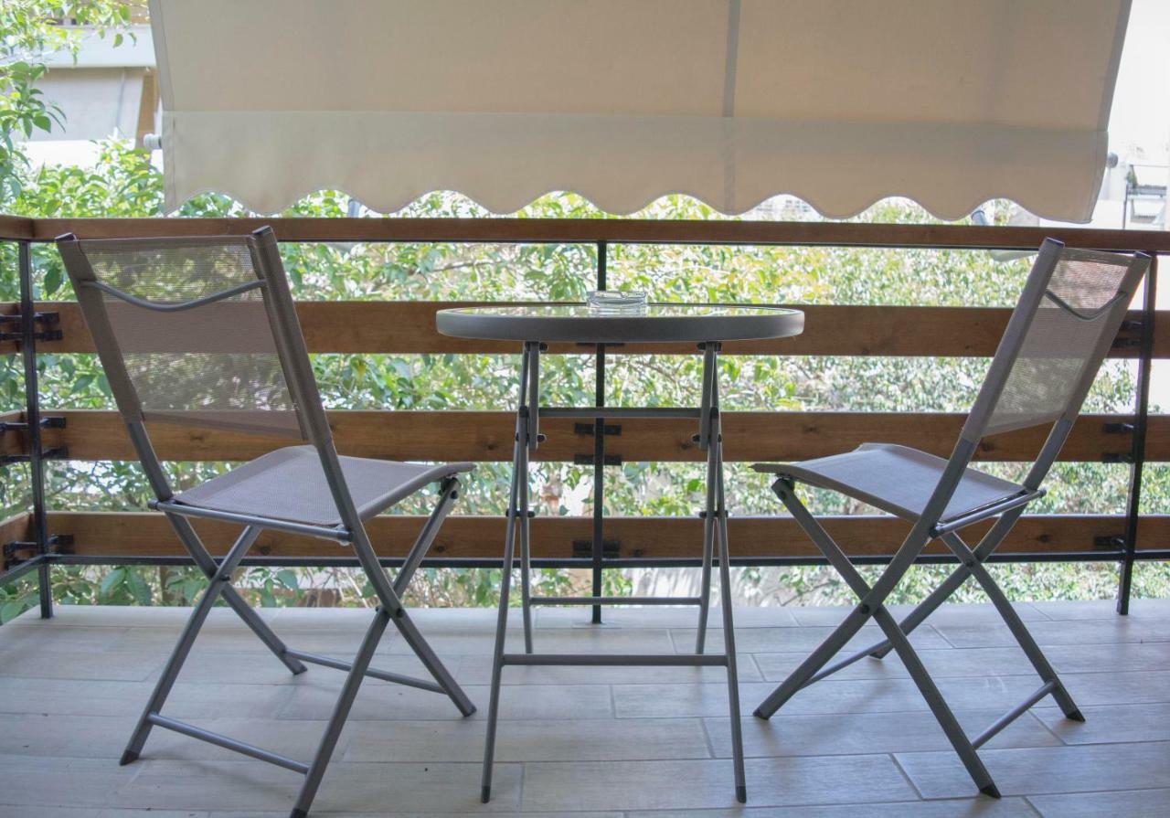Chic And Minimal Apartment Close To Thissio Metro Athens Ngoại thất bức ảnh